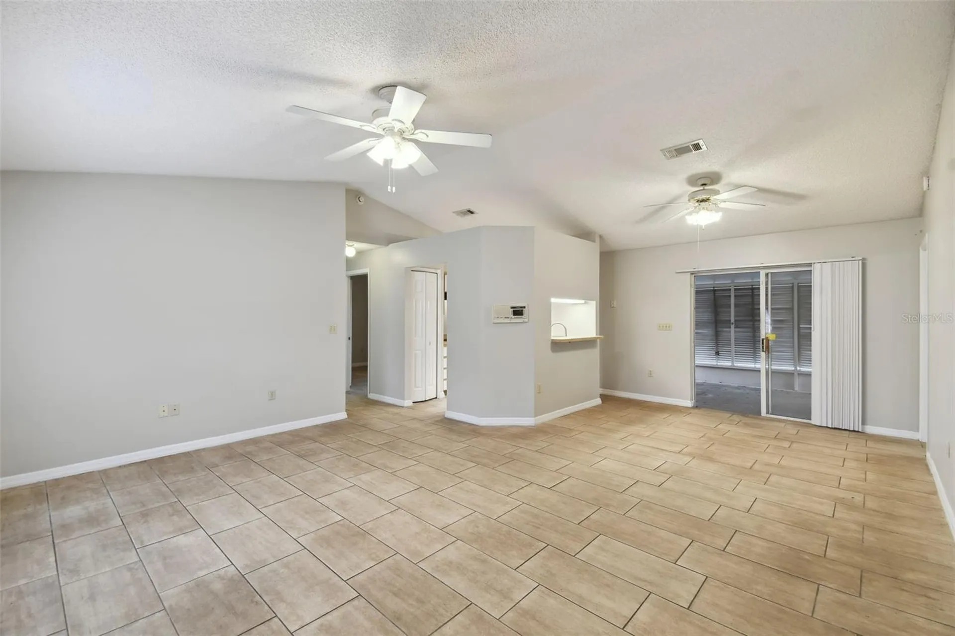 1041 Heron Court Kissimmee FL 34759
