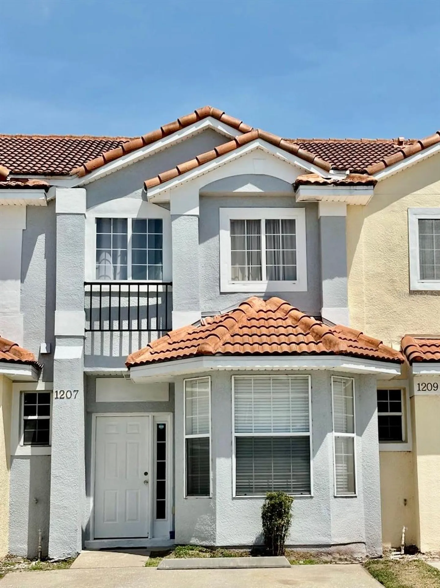 1207 S Beach Circle Kissimmee FL 34746