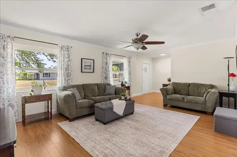3903 24th Avenue W Bradenton FL 34205