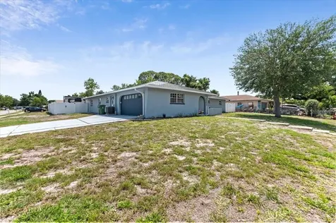 3903 24th Avenue W Bradenton FL 34205