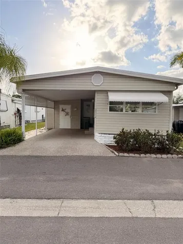 2514 17th Street Lane W Bradenton FL 34205