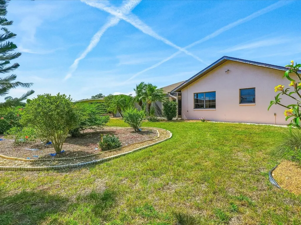 22207 Lancaster Avenue Port Charlotte FL 33952