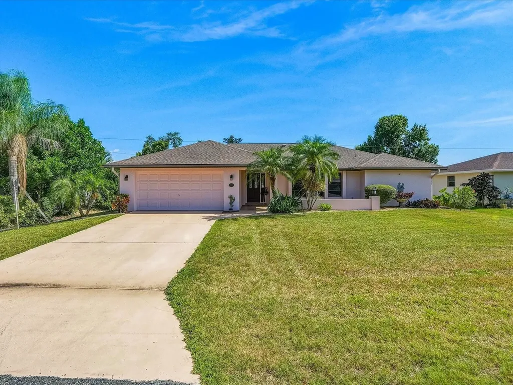 22207 Lancaster Avenue Port Charlotte FL 33952