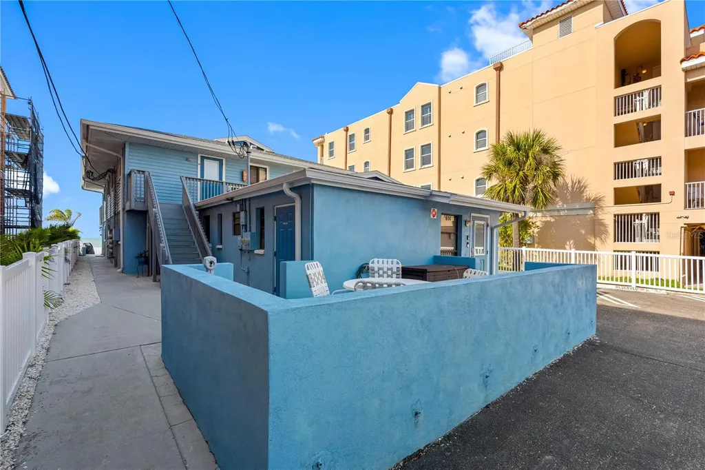 614 Gulf Boulevard Indian Rocks Beach FL 33785