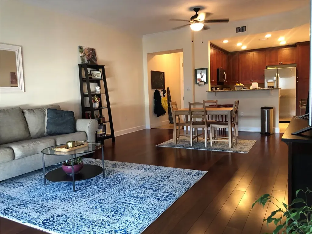 2305 Edgewater Drive Orlando FL 32804