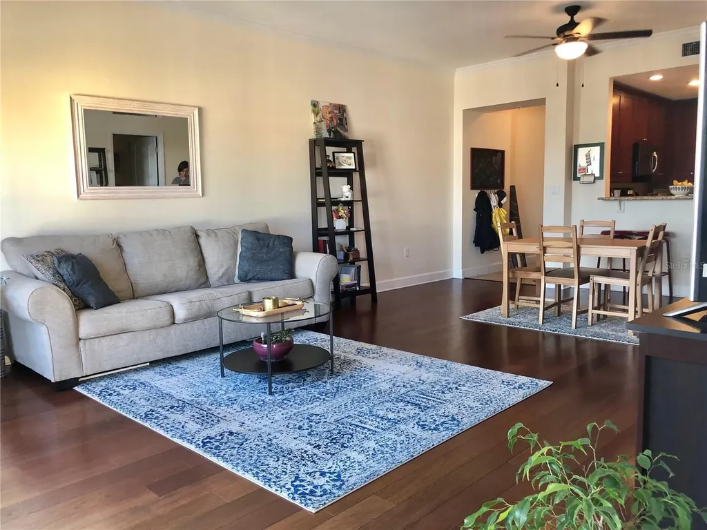 2305 Edgewater Drive Orlando FL 32804