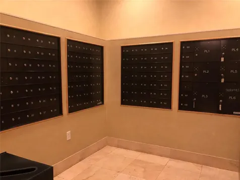 2305 Edgewater Drive Orlando FL 32804