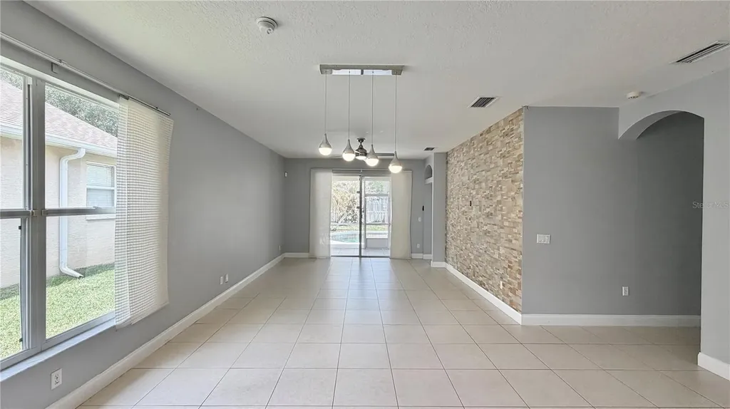 4860 Chalfont Drive Orlando FL 32837