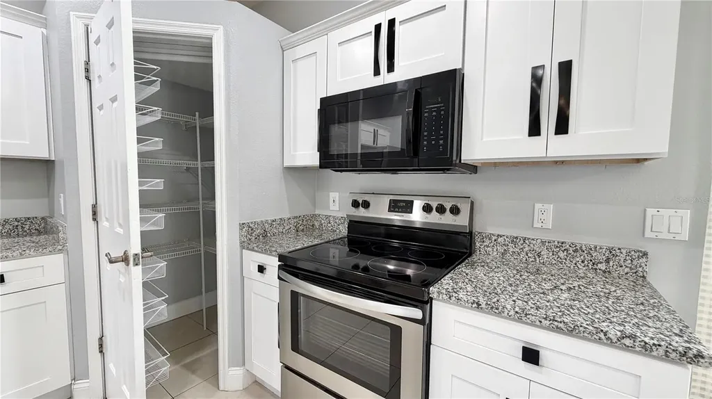 4860 Chalfont Drive Orlando FL 32837