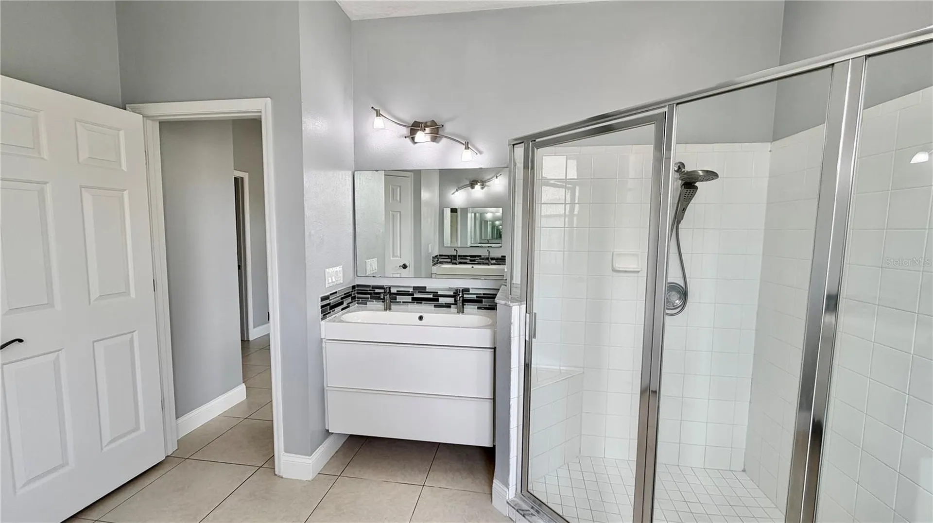 4860 Chalfont Drive Orlando FL 32837