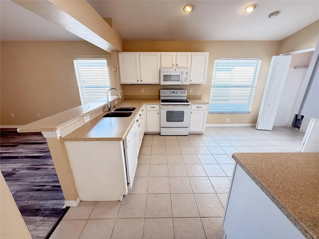 13047 Bridleford Drive Gibsonton FL 33534