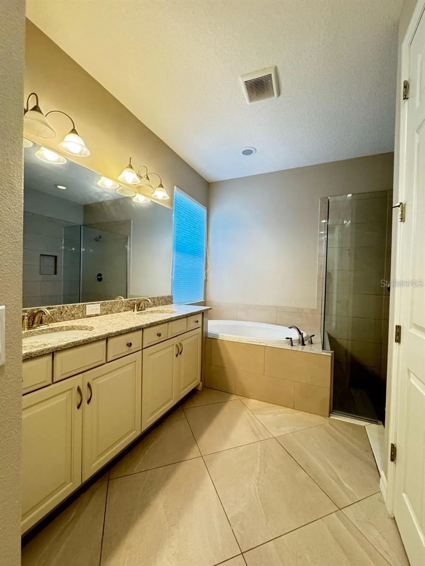 5922 Anise Drive Sarasota FL 34238