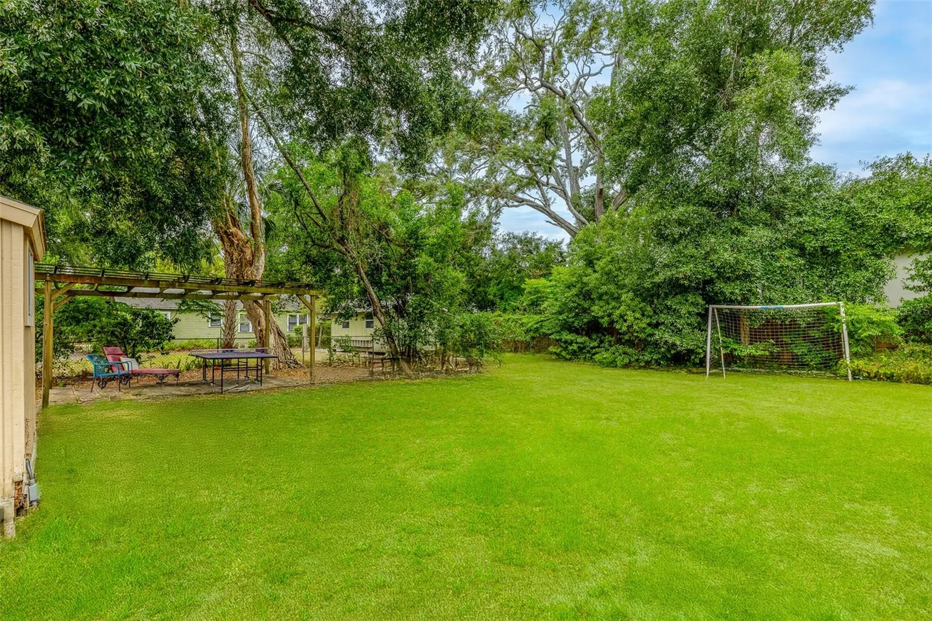 1209 E North Street Tampa FL 33604