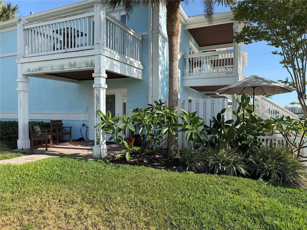 5001 Starfish Drive SE St Petersburg FL 33705