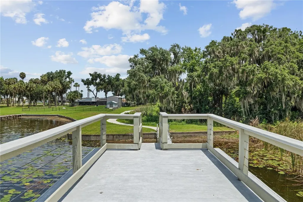 16948 Deer Island Deer Island FL 32778