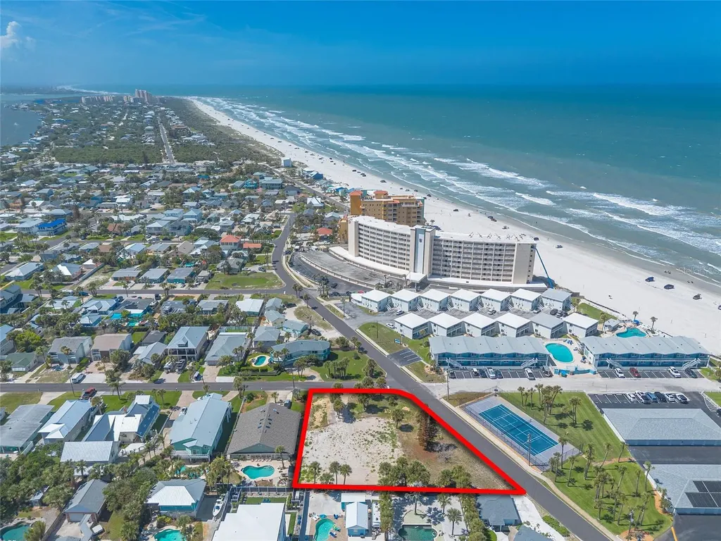 327 Due East Street New Smyrna Beach FL 32169