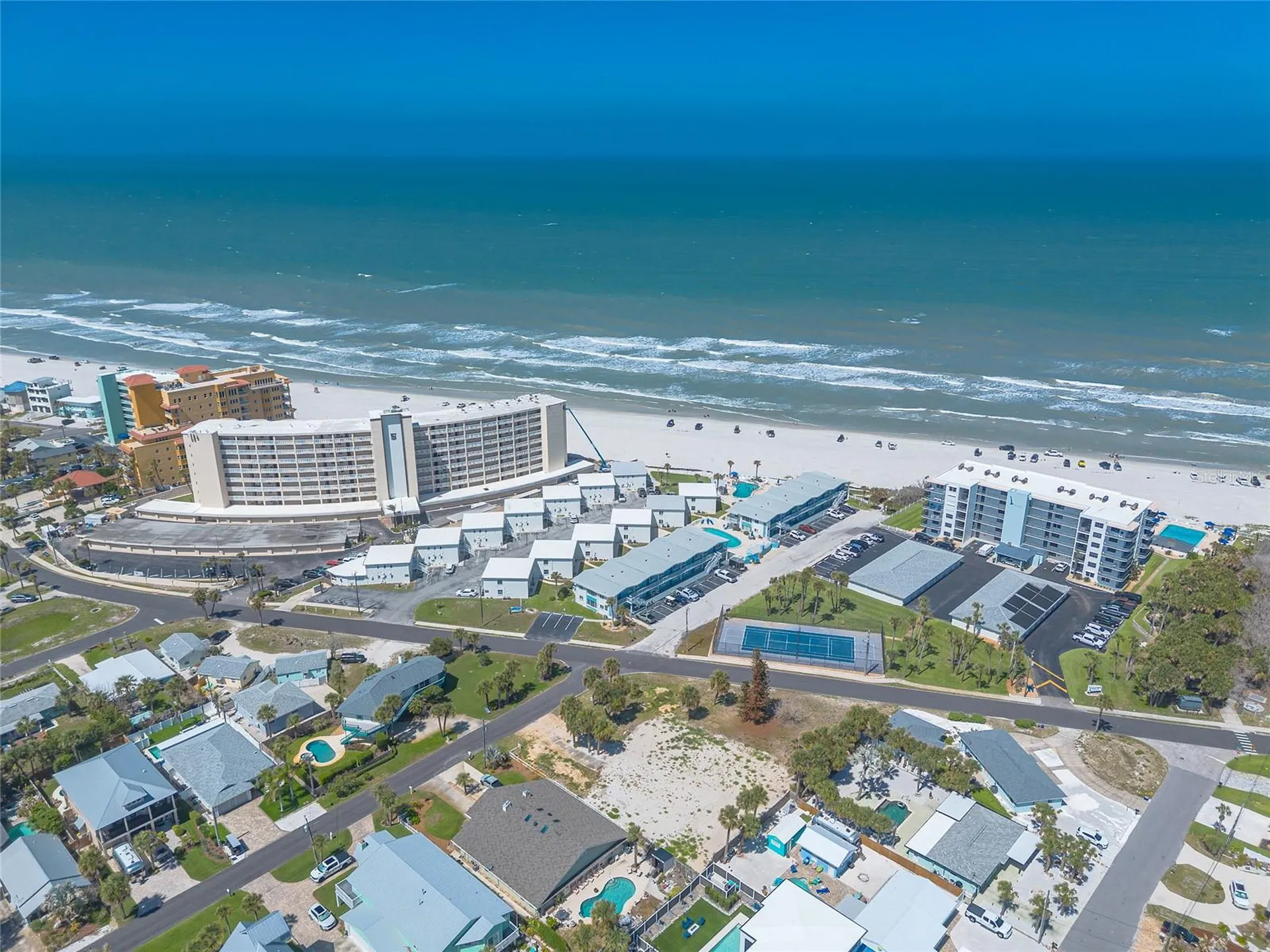 327 Due East Street New Smyrna Beach FL 32169