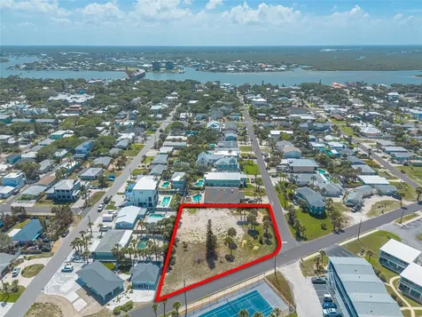 327 Due East Street New Smyrna Beach FL 32169