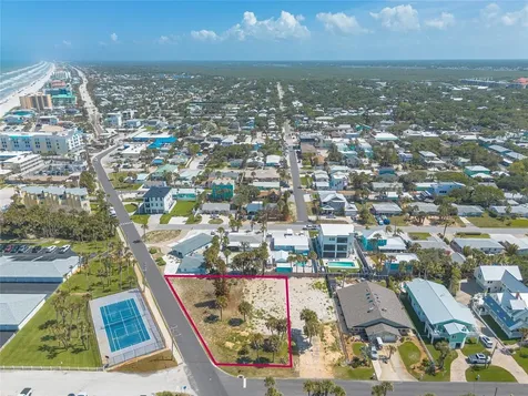 327 Due East Street New Smyrna Beach FL 32169