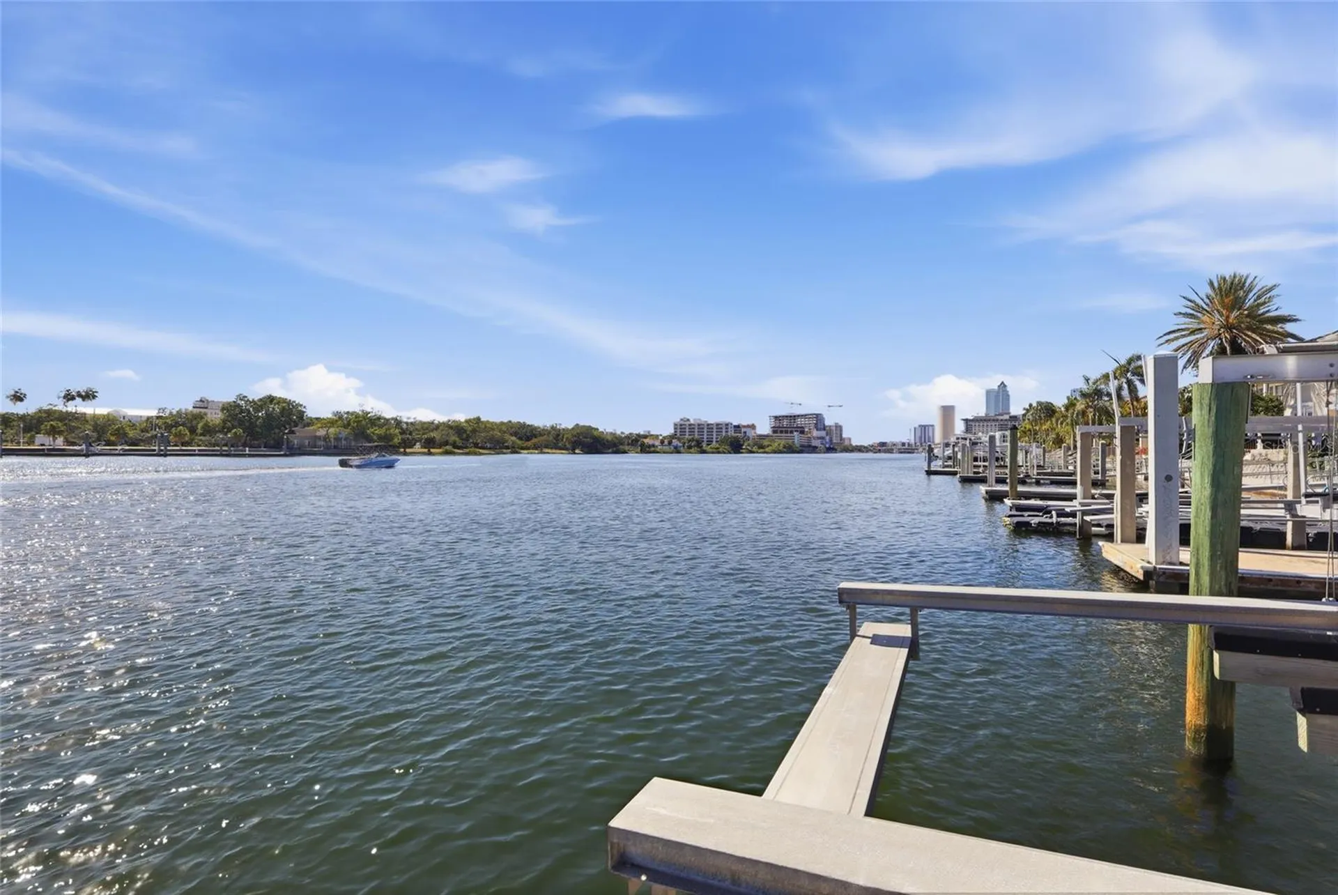 Tampa FL 33602