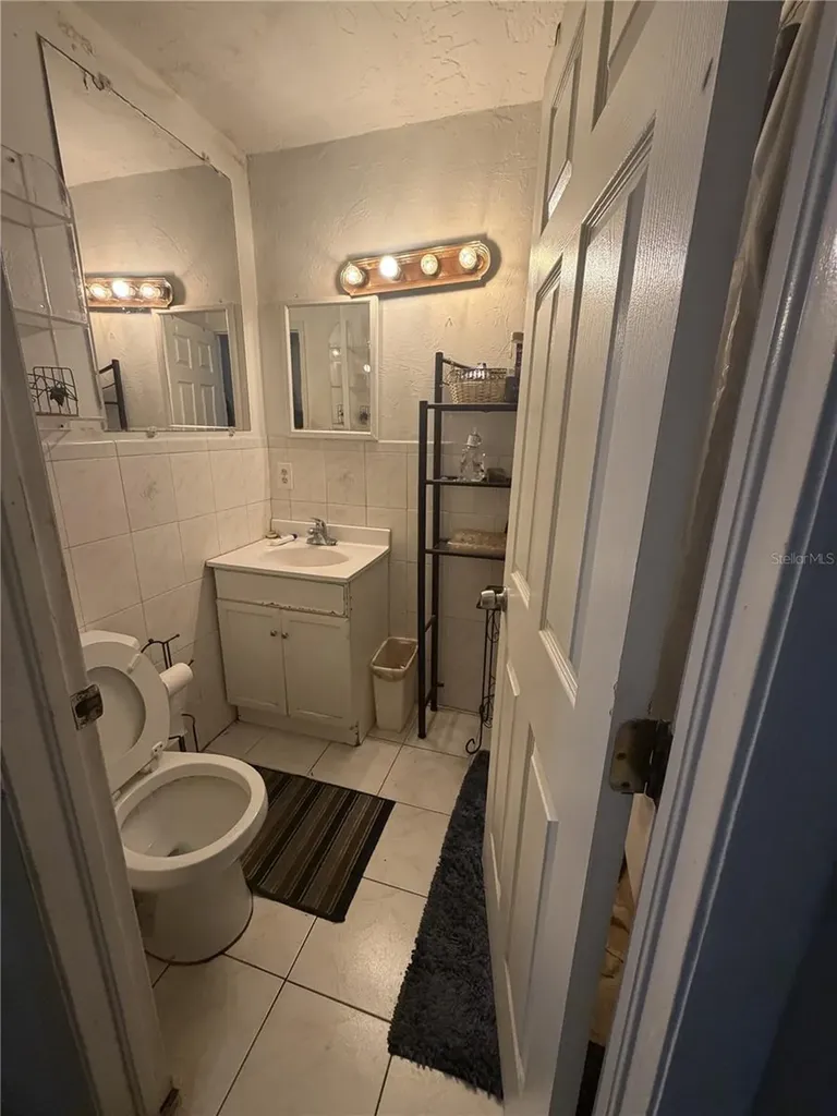 1481 7th Street West Palm Beach FL 33401