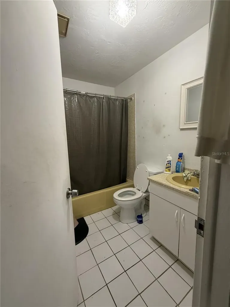 1481 7th Street West Palm Beach FL 33401