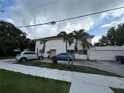 1481 7th Street West Palm Beach FL 33401