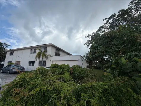 1481 7th Street West Palm Beach FL 33401