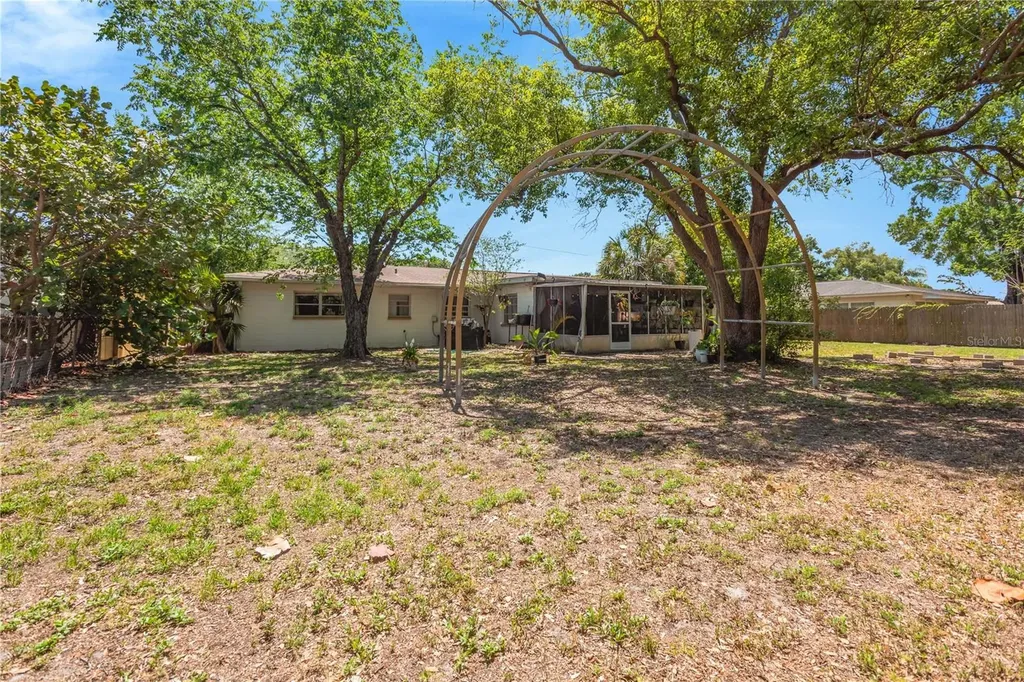 5007 S Hesperides Street Tampa FL 33611