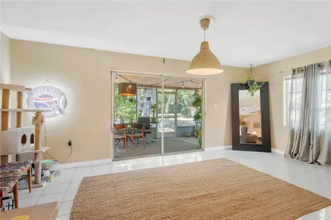 5007 S Hesperides Street Tampa FL 33611
