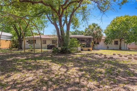 5007 S Hesperides Street Tampa FL 33611