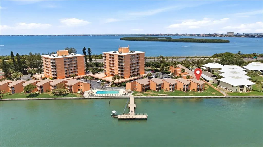 7400 Sunshine Skyway Lane S St Petersburg FL 33711