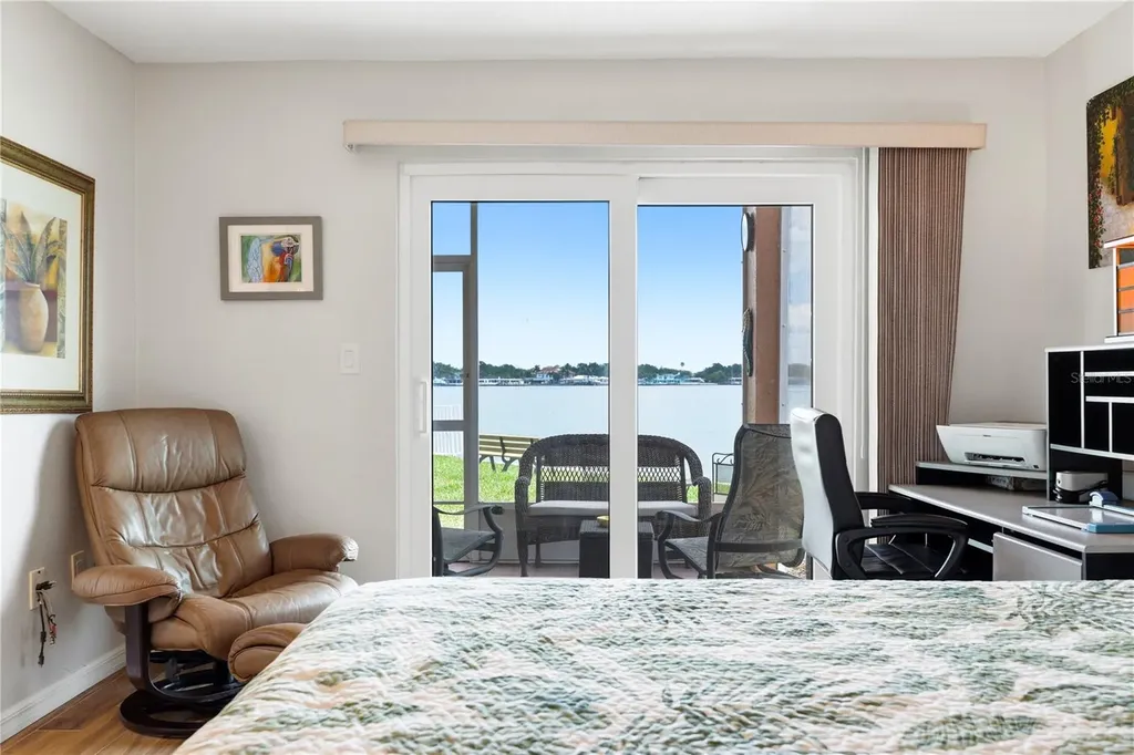7400 Sunshine Skyway Lane S St Petersburg FL 33711