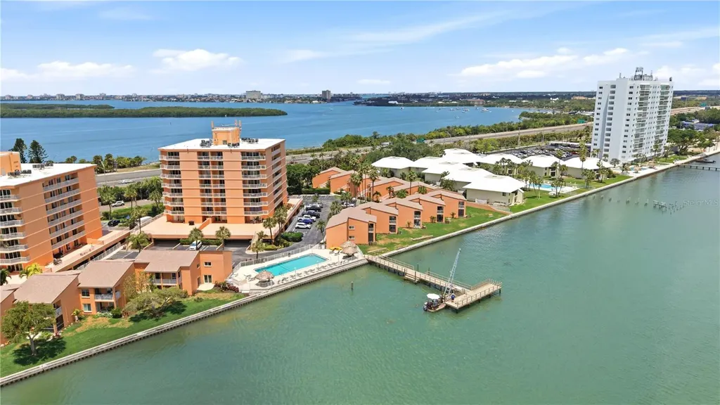 7400 Sunshine Skyway Lane S St Petersburg FL 33711