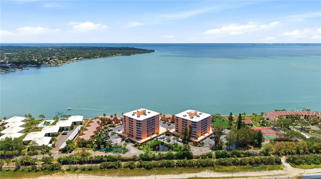 7400 Sunshine Skyway Lane S St Petersburg FL 33711