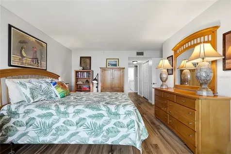 7400 Sunshine Skyway Lane S St Petersburg FL 33711