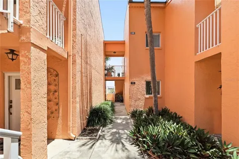 7400 Sunshine Skyway Lane S St Petersburg FL 33711