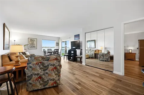 7400 Sunshine Skyway Lane S St Petersburg FL 33711