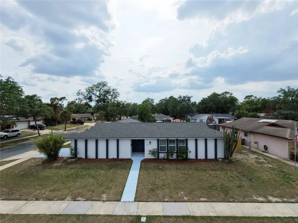 2078 Allegheny Court Orlando FL 32818
