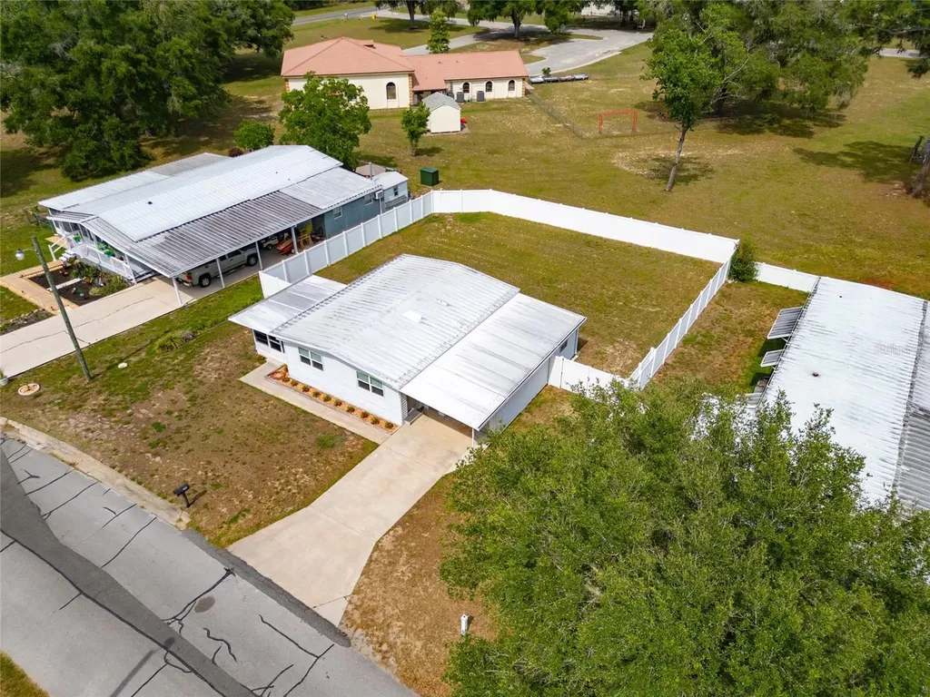 581 NE 64th Avenue Ocala FL 34470