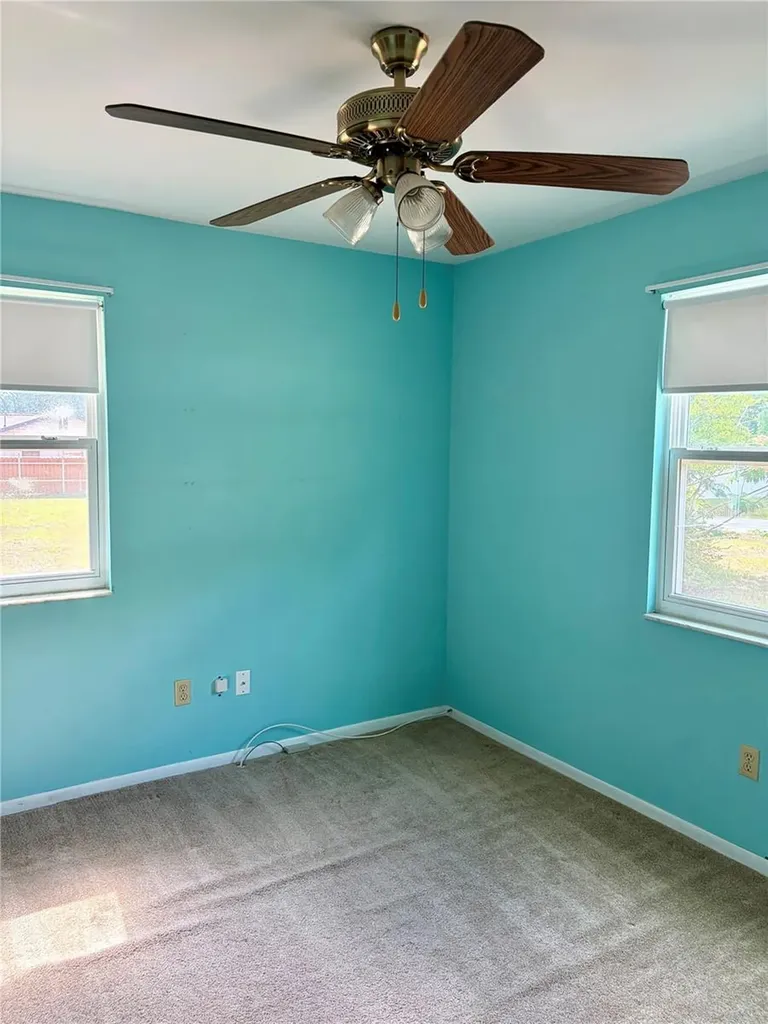 6105 NW 57th Court Ocala FL 34482