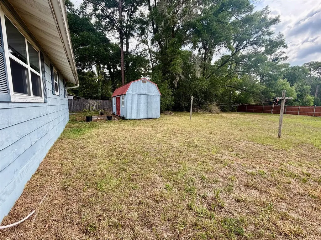 6105 NW 57th Court Ocala FL 34482