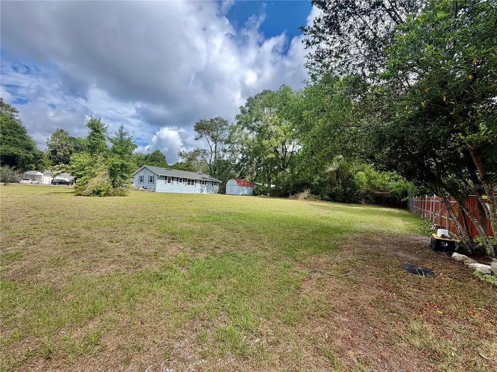 6105 NW 57th Court Ocala FL 34482