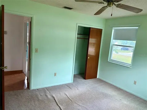 6105 NW 57th Court Ocala FL 34482