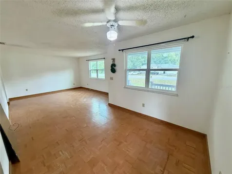 6105 NW 57th Court Ocala FL 34482