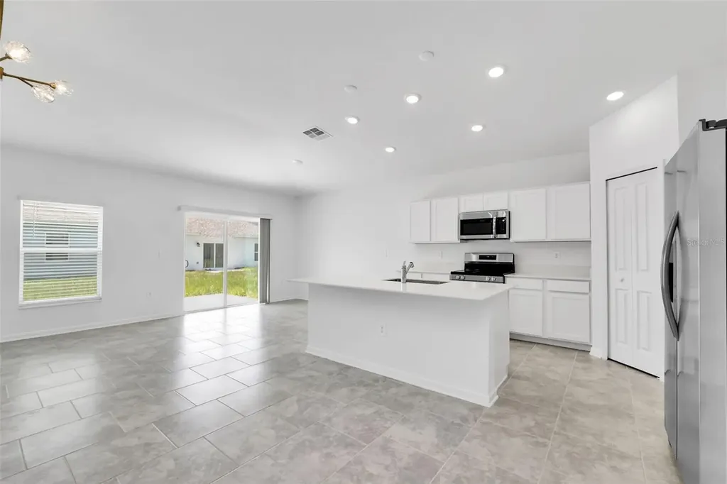 243 Hayley Street Winter Haven FL 33884