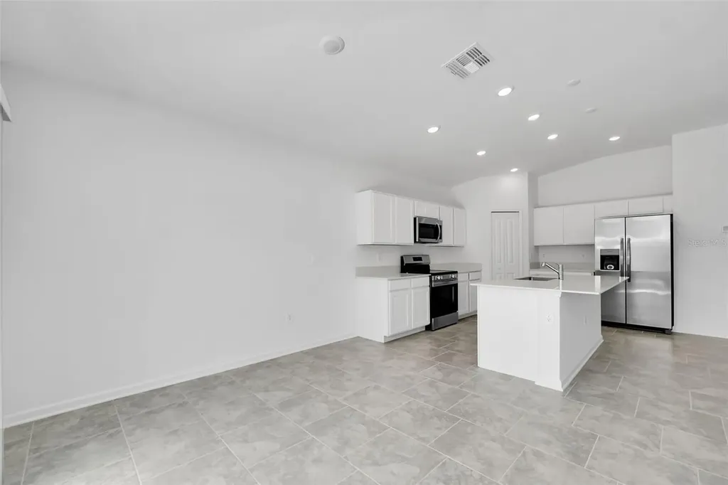 243 Hayley Street Winter Haven FL 33884