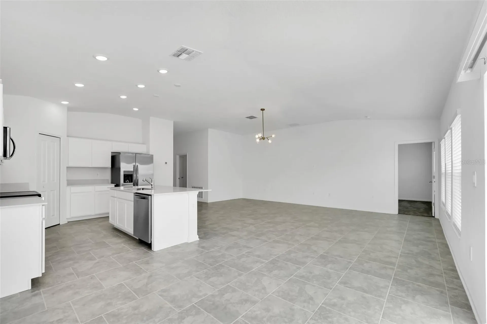 243 Hayley Street Winter Haven FL 33884