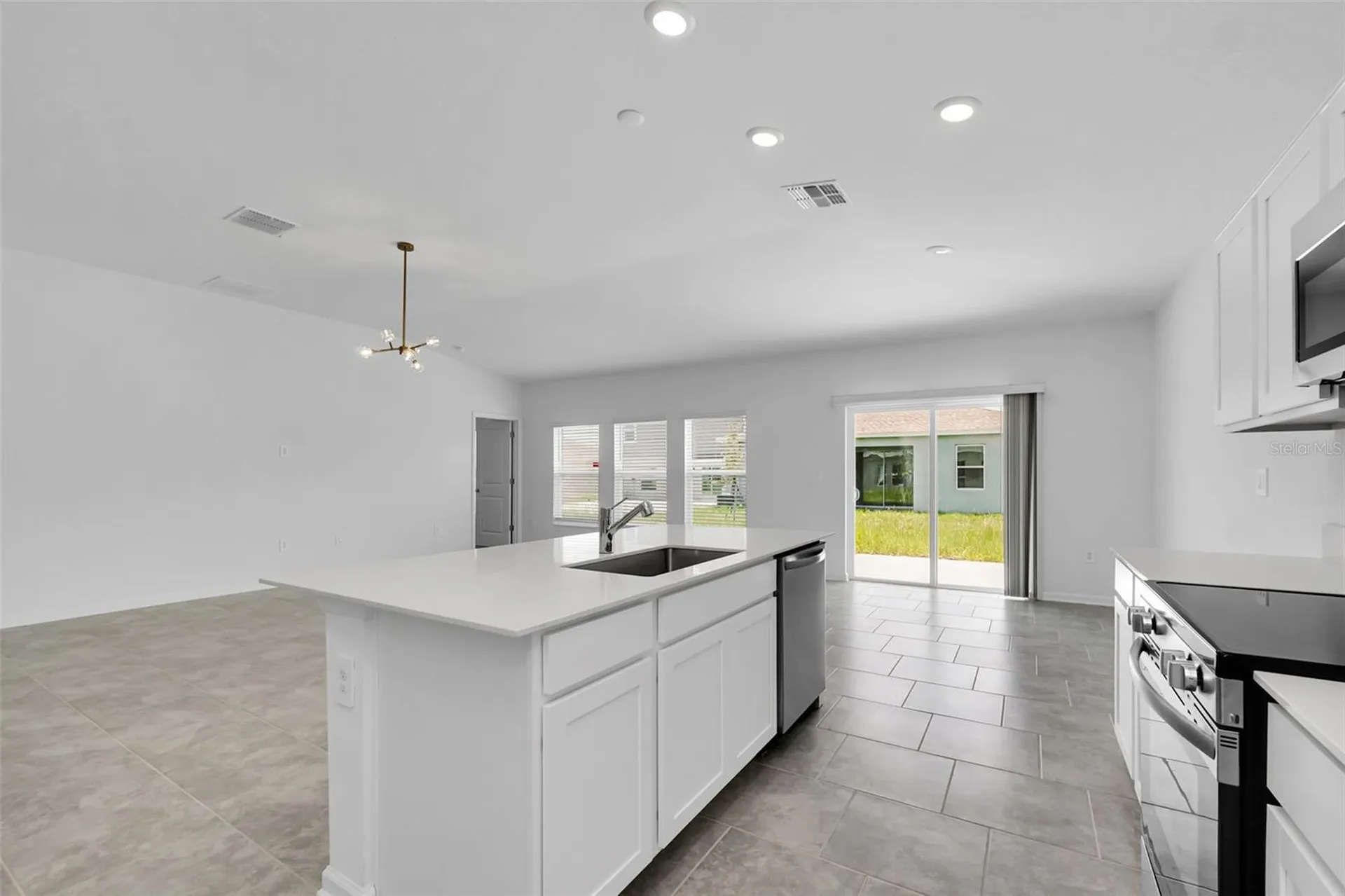 243 Hayley Street Winter Haven FL 33884