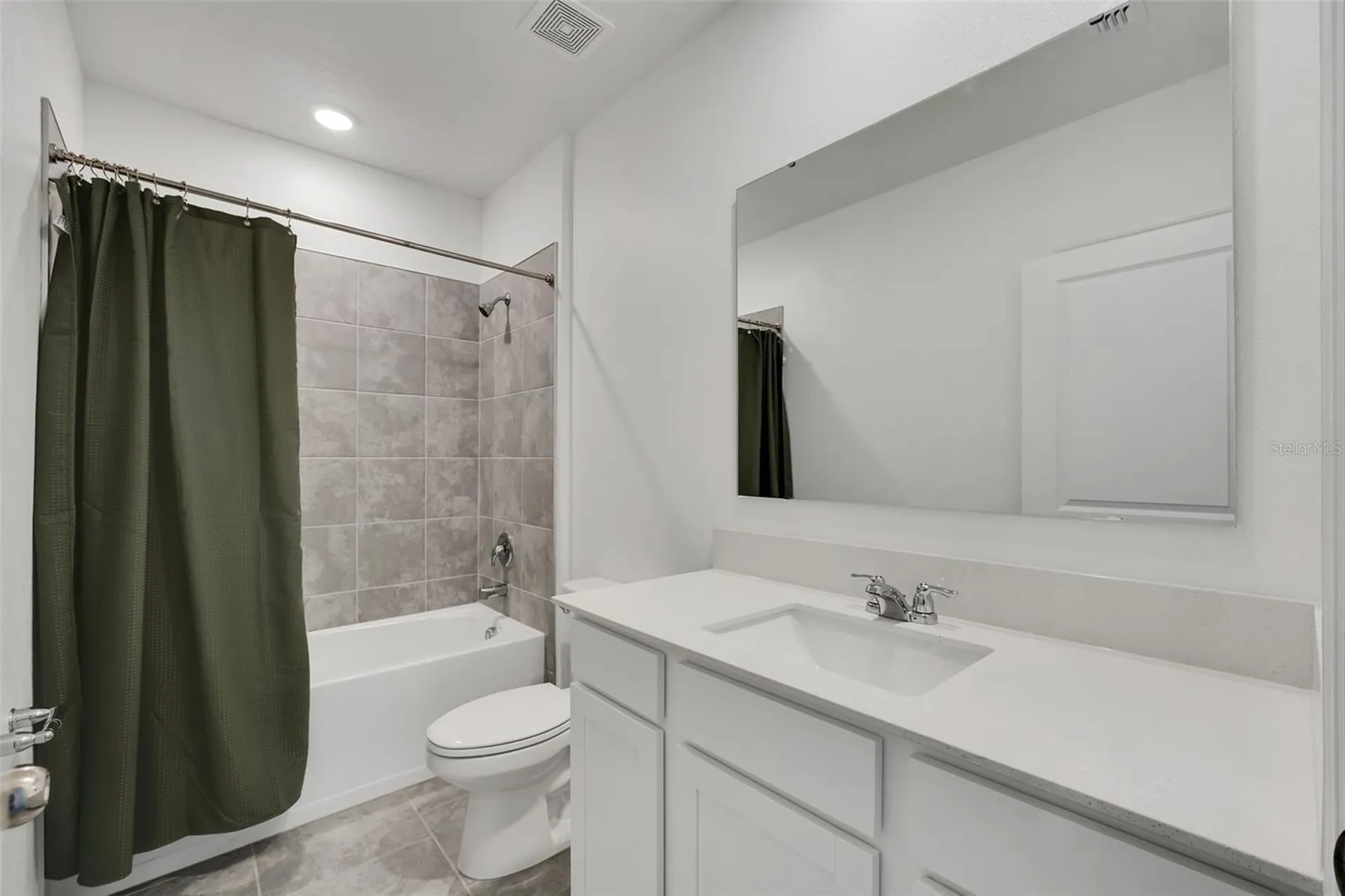 243 Hayley Street Winter Haven FL 33884